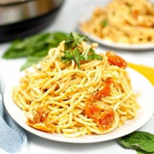 Plate of vegan feta pasta.