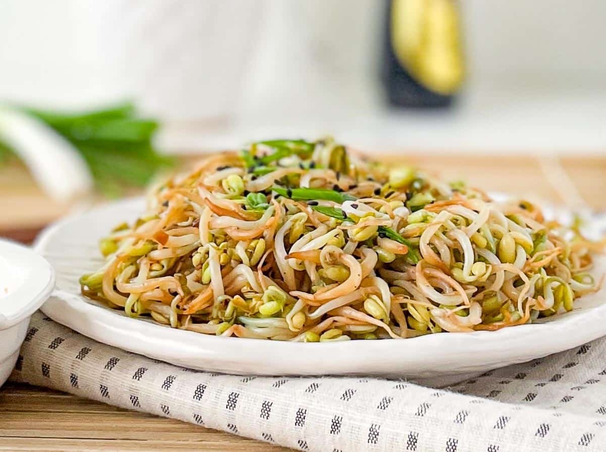 Bean Sprouts Stir Fry (Vegan) - Vegan Blueberry